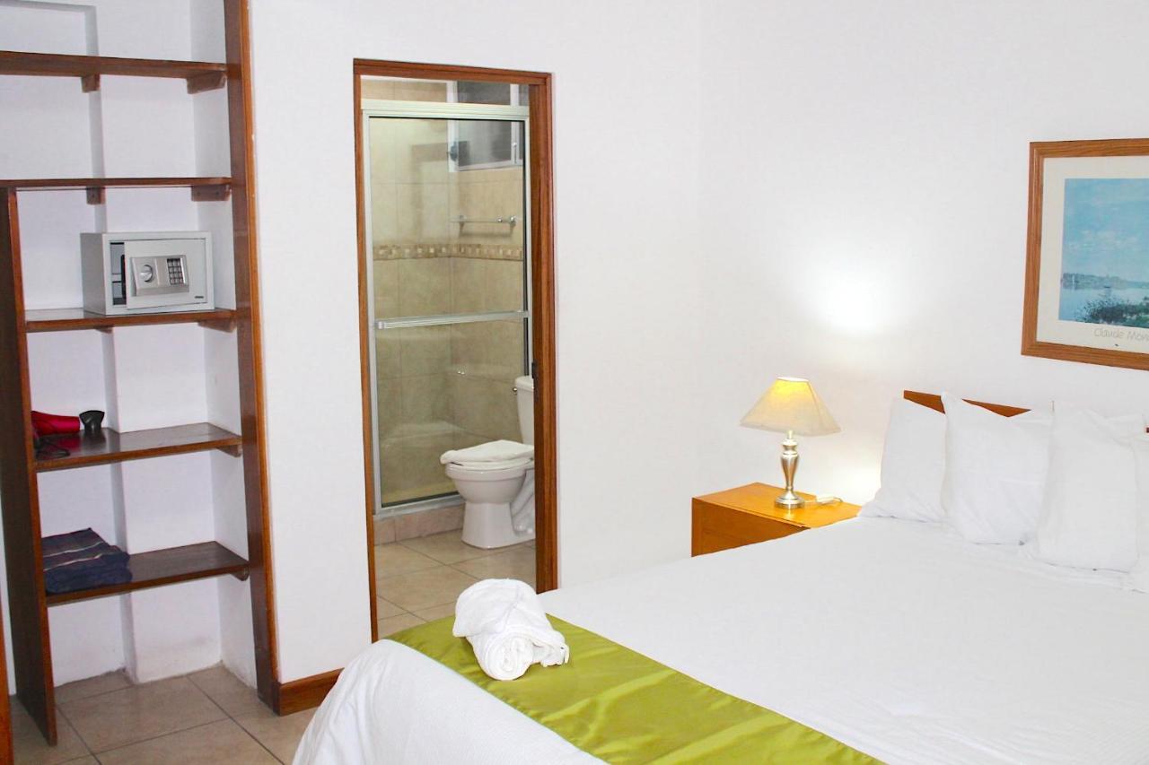 Apartamentos Reforma Guatemala-Stadt Exterior foto